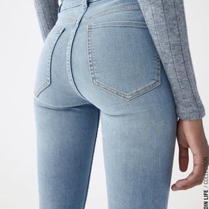 Hight rise jeans ZARA sz 36